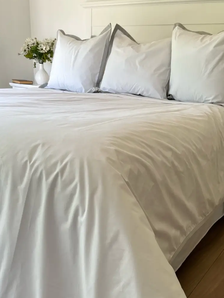 Funda de edredón de color blanca